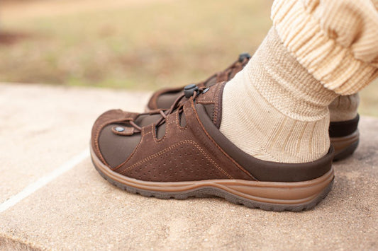 Helping Patients with Swollen Feet: Finding the Right Shoes